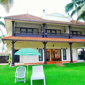 Resort Wintergreen Water Front, Tripunithura
